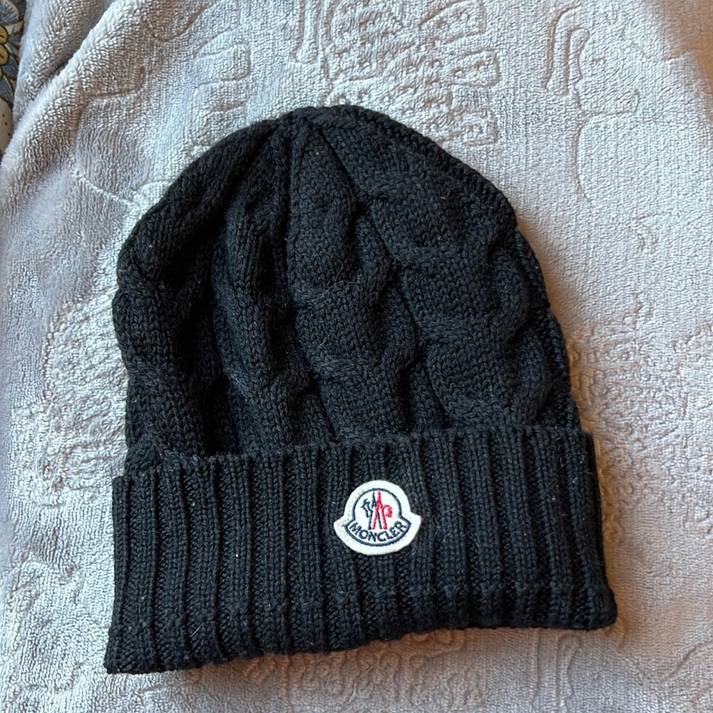 Authentic sz medium Moncler black baby/ toddler hat